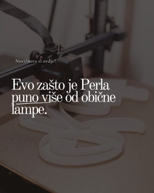 Perla raste - i to zahvaljujući vama! ❤️Dobro nam došli svi novi, a našim dugogodišnjim pratiteljima - hvala što ste i dalje tu, i što nas trpite! 😅U posljednje vrijeme pridružilo nam se podosta novih lica, a nama je to najljepši podsjetnik da ono što radimo ima smisla. Zato danas želimo zastati na trenutak i ponovno ispričati tko smo, što radimo i zašto svaka Perla lampa nosi posebnu priču. 💡