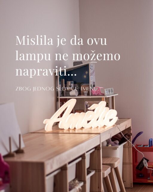 Koliko puta si pomislila:„Predugačko je, prekomplicirano… sigurno se ne može napraviti.” I nisi u krivu - jer većina personaliziranih proizvoda ima ograničenja. Ili ime bude predugo, ili nema šablone za određeno slovo, nema font koji želiš… I onda uglavnom moraš raditi kompromis, ili odustati.Amélie nije svima „jednostavno“ ime za personalizirati - i to je sasvim u redu. Ali mi ne radimo unutar ograničenja i šablona - nego prema ideji. 💡 Ne možemo baš sve – ali puno toga što izgleda nemoguće ipak uspijemo. 😉I baš zato i ova priča ima jedan jako lijep završetak. ❤Skrolaj do kraja - na predzadnjem slajdu čeka te reakcija naše klijentice i jedan mali novi detalj koji smo dodali u pakiranje.🥰